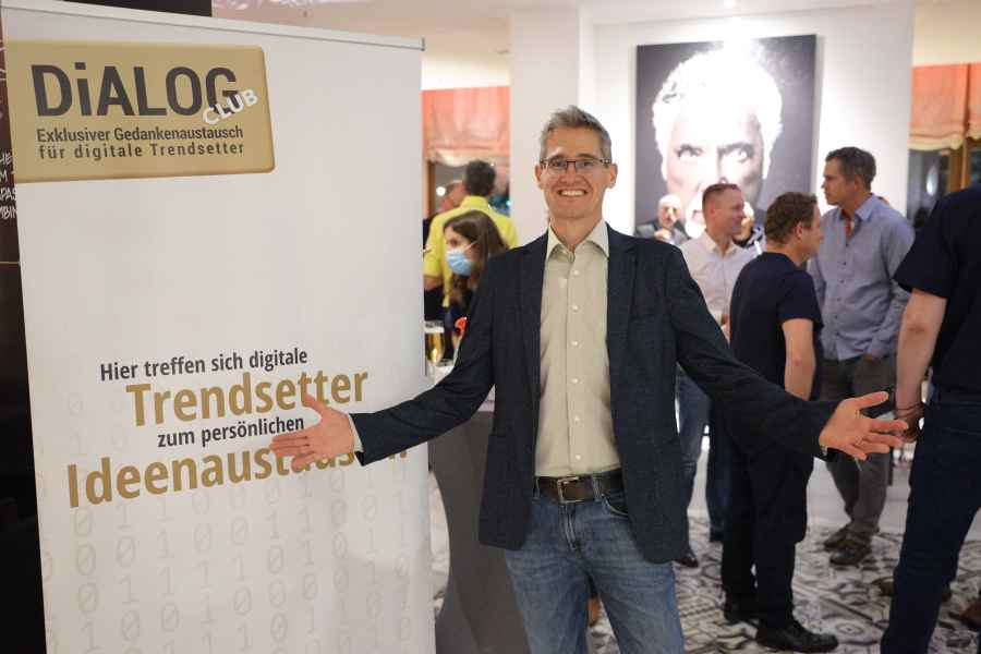 TQG_News_211001_DiALOG-CLUB-21_01